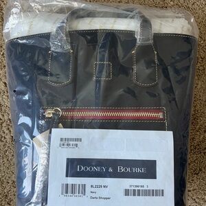 BRAND NEW IN BAG Dooney and Bourke Florentine Darla Shopper in MIDNIGHT